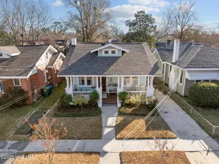 1806 Ann Street, Wilmington, NC 28403 – photo 7: 14-web-or-mls-DJI_20251222130439_0058_D