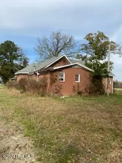 5032 Aviation Place NW, Wilson, NC 27896 – photo 7: Back/side