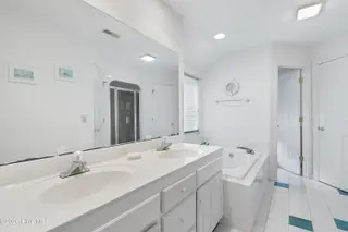 528 Genoes Point Road SW, Supply, NC 28462 – photo 15