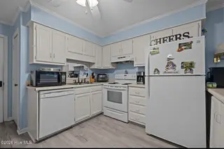 301 Commerce Way 301, Atlantic Beach, NC 28512 – photo 13: 861BCE24-C337-4062-B138-481BAC72DBA7