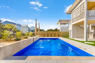 606 S Topsail Drive, Surf City, NC 28445 – photo 16: IMG_2772