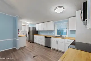 528 Live Oak Drive, Sunset Beach, NC 28468 – photo 12: 7 (4)