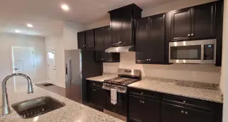 306 Spinnaker Street # A, Elizabeth City, NC 27909 – photo 3: Kitchen & Dinning Area