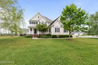 110 Lands End Drive, Elizabeth City, NC 27909 – photo 1: 1-web-or-mls-_Y9A4474