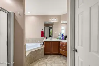 156 Weste Avenue, Jacksonville, NC 28540 – photo 23: Master Bathroom
