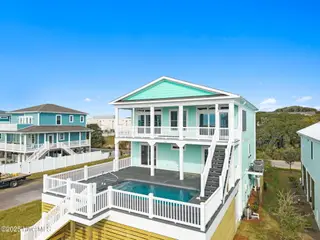 5201 E Pelican Drive, Oak Island, NC 28465 – photo 2: 9-web-or-mls-Cammediallc.com (9 of 61)