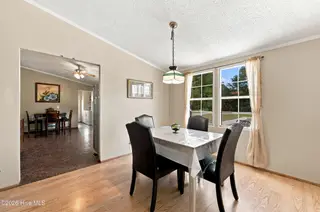 103 Shop Branch Lane, Hampstead, NC 28443 — 3-bedroom manufactured home in Bay Harbor, Hampstead, NC, photo 10 of 43: 103_shop_branch_ln_010