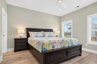 303 Sand Piper Lane, Holden Beach, NC 28462 — 3-bedroom home in Holden Beach, Holden Beach, NC, photo 8 of 27: 7_Kahunaphoto.com