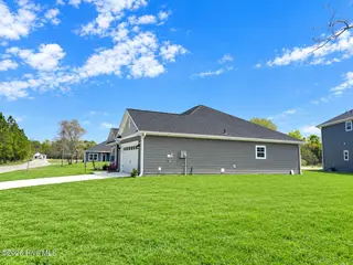 2105 Sandbrook Loop, Leland, NC 28451 — 3-bedroom home in East Lake, Leland, NC, photo 3 of 23: Representative Photo