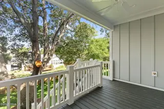 104 NE 36th Street, Oak Island, NC 28465 – photo 4: 45-web-or-mls-CAMMediaLLC.com (44 of 51)