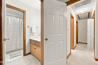 1022 Crosswinds Drive, Elizabeth City, NC 27909 – photo 18: Primary Bathroom