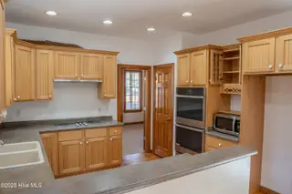 309 Knollwood Drive, Hampstead, NC 28443 – photo 14: DSC00896-HDR