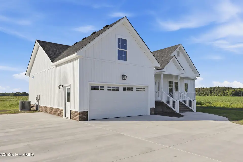1282 Florida Road, Elizabeth City, NC 27909 – photo 1 of 49: 4_004__39a0545
