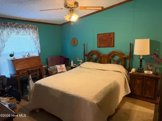 245 Lake Drive SW, Supply, NC 28462 — 3-bedroom manufactured home in Riverside, Supply, NC, photo 9 of 27