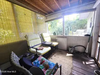 1014a Kings Way, New Bern, NC 28562 – photo 19: Outside sitting area
