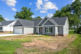 507 N Hillandale Drive, Fremont, NC 27830 – photo 4: 04-507 Hillandale Dr-4