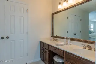 504 Murdocksville Road, West End, NC 27376 – photo 19: upper primary bath1