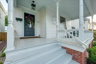 229 New Street, New Bern, NC 28560 – photo 4: French Porch Lifestyle