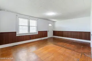 170 William Pearce Road, Kinston, NC 28501 – photo 16: Living Room and Front Entry