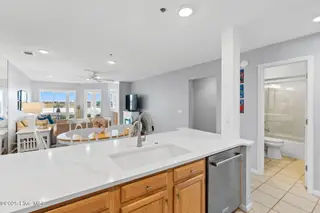 1916 Inlet Village Circle SW Unit 3a, Ocean Isle Beach, NC 28469 — 2-bedroom condo in Inlet Wacche, Ocean Isle Beach, NC, photo 6 of 38: Kitchen