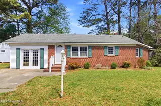 107 Marian Avenue, Elizabeth City, NC 27909 – photo 24: 2_img_1124