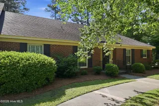 813 Greenbriar Road, Kinston, NC 28501 – photo 3: 3-web-or-mls-IMG_0009