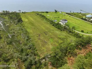 000 Josephine Lane, Beaufort, NC 28516 – photo 5: 4-web-or-mls-DJI_20260716122638_0264_D_e