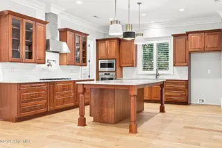 3117 Amhurst Lane, Winterville, NC 28590 – photo 18: Cook's Delight Kitchen!
