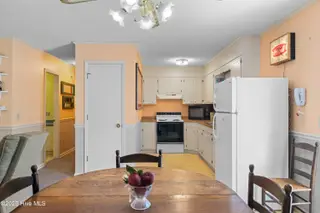 226 NE 41st Street, Oak Island, NC 28465 – photo 18: NE41stSt-31