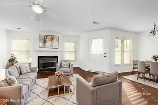 116 W Victoria Court A, Greenville, NC 27834 – photo 2: 116 W Victoria Court A