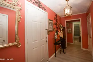 642 Redwood Drive, Southern Pines, NC 28387 — 2-bedroom townhome in Knlwd Vlg, Southern Pines, NC, photo 8 of 41: 642 Redwood Dr-19