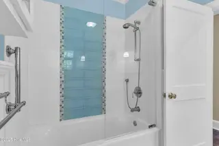 2821 Park Avenue, Wilmington, NC 28403 – photo 23: Bathroom