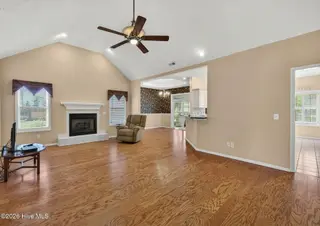 1113 Willow Pond Lane, Leland, NC 28451 – photo 4: Living Room