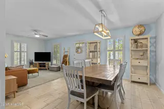 408 Lee Avenue, Emerald Isle, NC 28594 – photo 9: 10-web-or-mls-1S3A3591