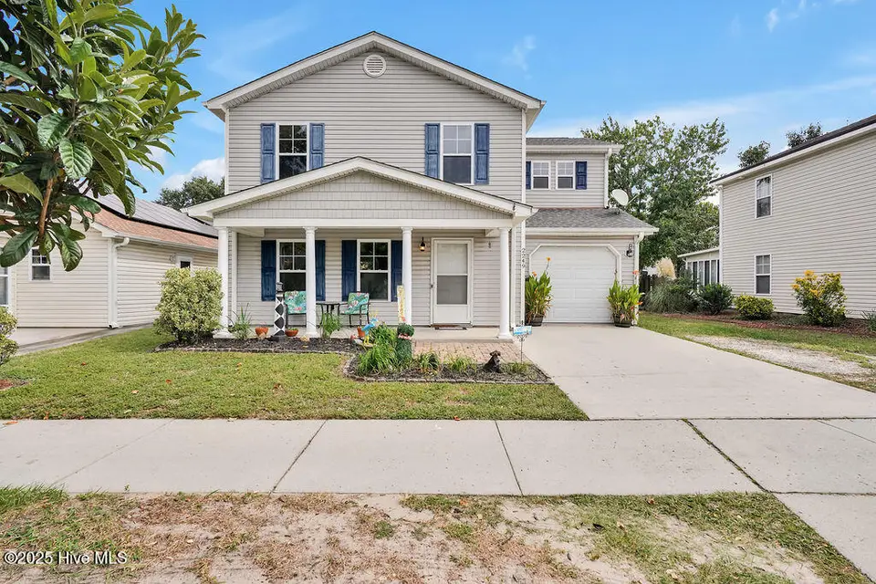 2249 Jefferson Street, Wilmington, NC 28401 – photo 1 of 35: Front