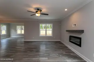 525 N Sycamore Street, Aberdeen, NC 28315 – photo 5: living room1
