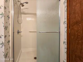107 Bluebird Drive, Elizabeth City, NC 27909 – photo 14: Primary Bathroom
