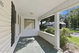 411 Latham Street, Greenville, NC 27834 – photo 7: 36-web-or-mls-IMG_9963_edit