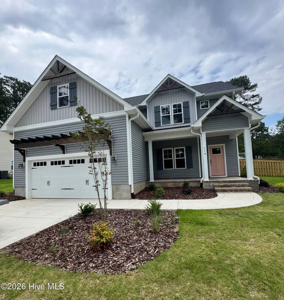 114 Tower Street, Southern Pines, NC 28387 – photo 1 of 28: IMG_9572