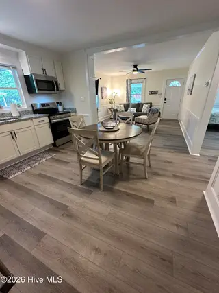 5326 Masonboro Loop Road, Wilmington, NC 28409 – photo 7: IMG_0972
