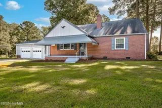 821 Oakland Avenue, Rocky Mount, NC 27804 – photo 4: 007-821OaklandAvenue-RockyMount-NC-27804