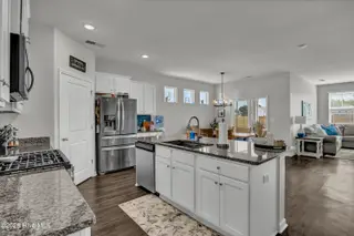 408 Tributary Circle, Wilmington, NC 28401 – photo 6: IMG_4060