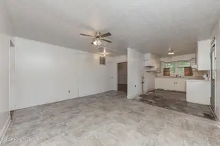 39 Sophia Drive, Jacksonville, NC 28540 — 3-bedroom home in Lakeview Park, Jacksonville, NC, photo 12 of 51: Dining
