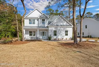 8233 Sage Valley Drive, Wilmington, NC 28411 — 5-bedroom home in Porters Neck Plantation, Wilmington, NC, photo 1 of 39