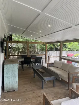 1610 Dock Street, Wilmington, NC 28401 – photo 7: Back Porch 4
