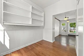 106 E 4th Street, Greenville, NC 27858 – photo 4: 8-web-or-mls-BLS_0780