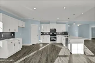 71 Talbert Drive, Rocky Point, NC 28457 – photo 5: 6G8A4275