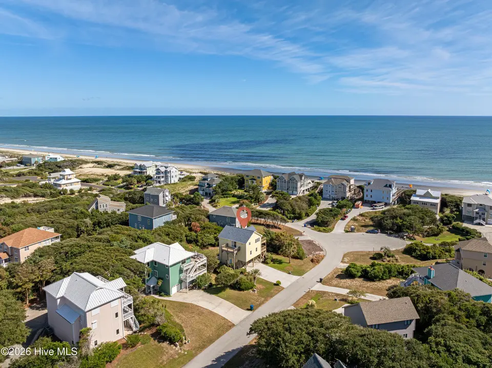 118 Heverly Drive, Emerald Isle, NC 28594 – photo 1 of 61: Stunning Emerald Isle home