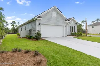 531 Glitter Bay Loop, Shallotte, NC 28470 — 3-bedroom home in Solserra, Shallotte, NC, photo 5 of 41