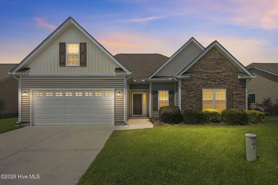 2652 Rhinestone Drive, Winterville, NC 28590 – photo 1 of 46: 1-web-or-mls-2652 Rhinestone Dr